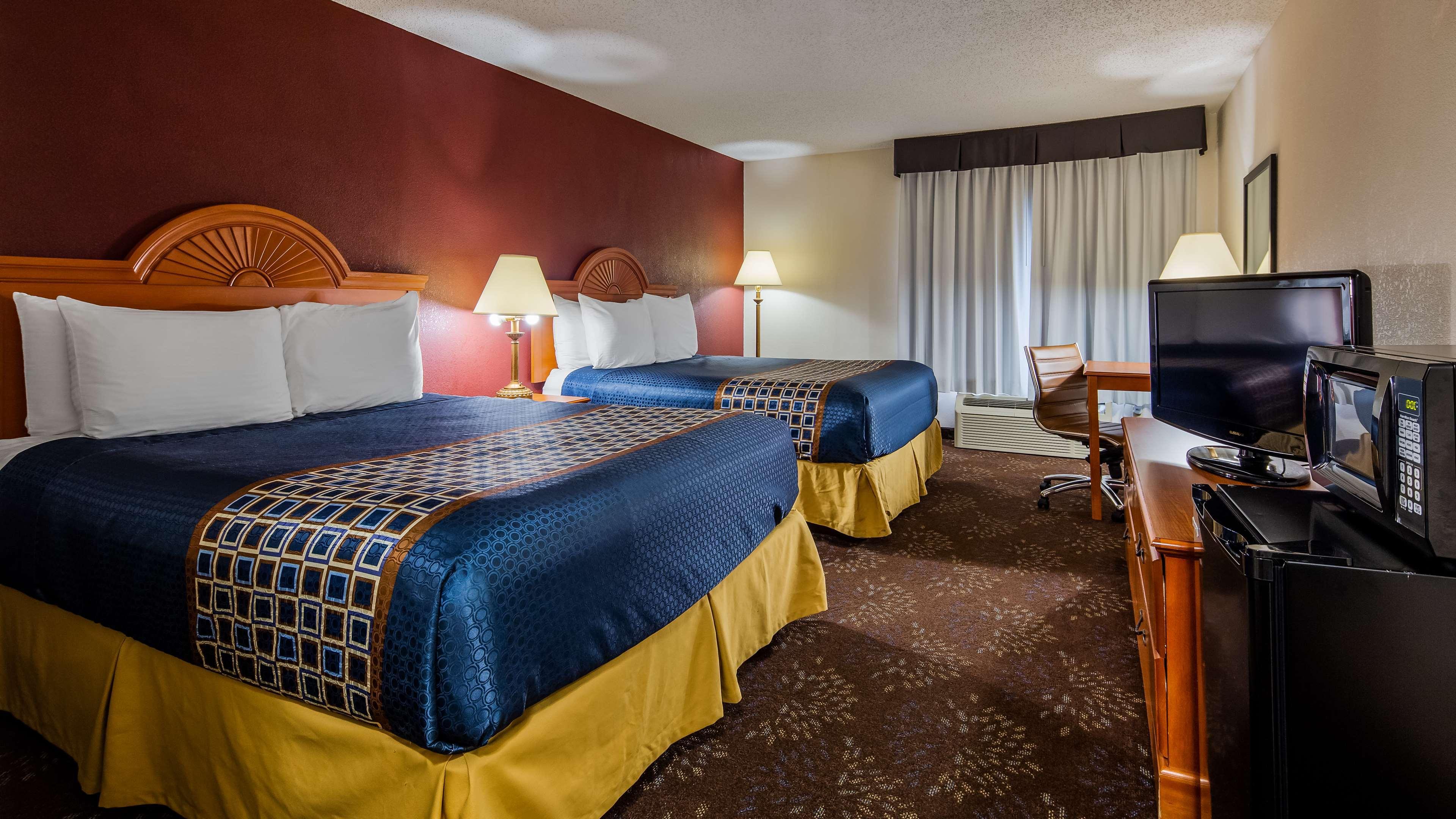 Best Western Plus Boardman Inn & Suites Poland Exterior photo
