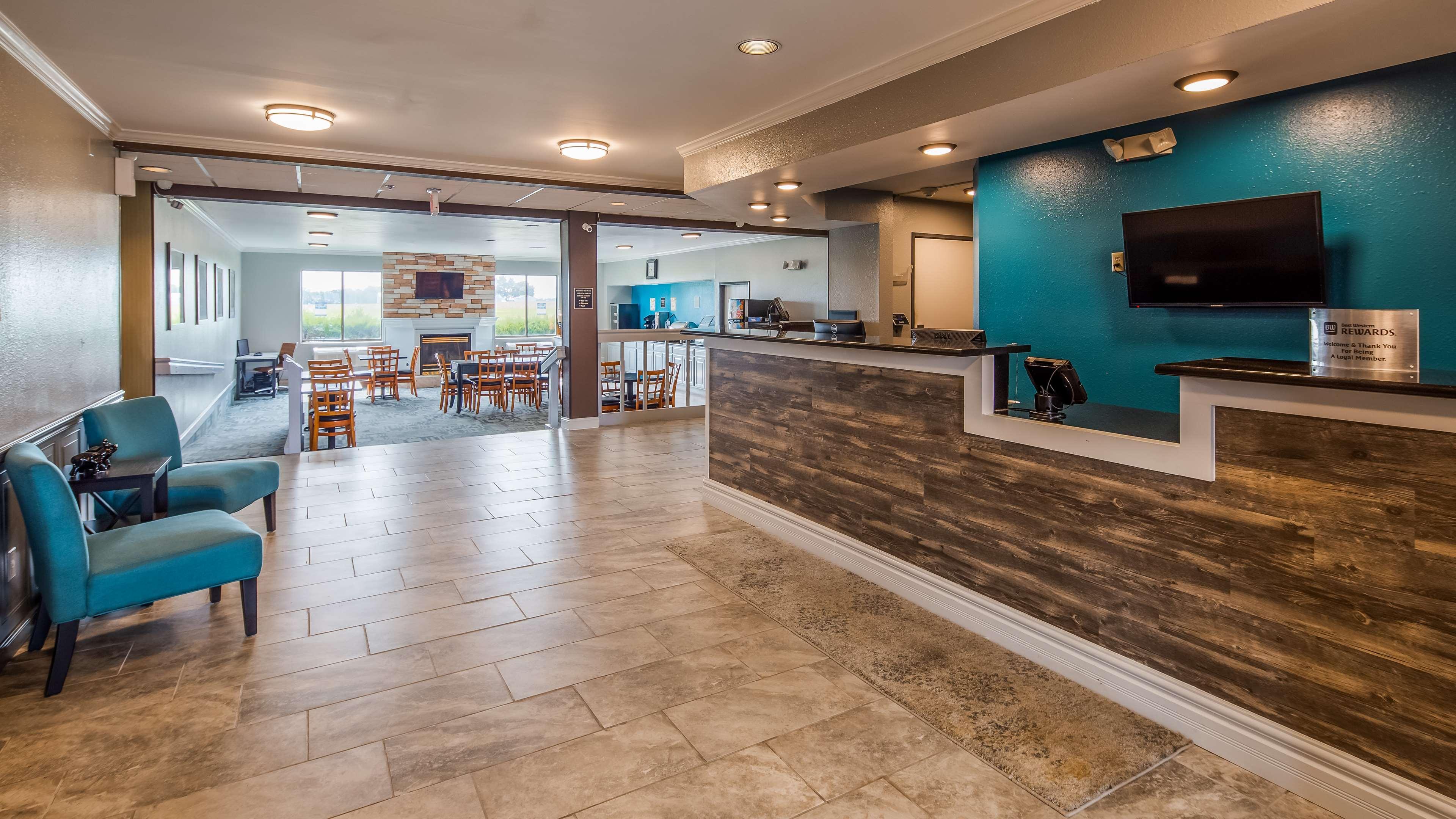Best Western Plus Boardman Inn & Suites Poland Exterior photo